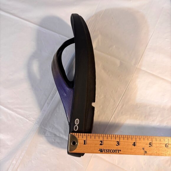 Oofos Oolala Luxe Midnight Spectra Women’s Size 9/40 Recovery Sandals Athleisure - Picture 10 of 10